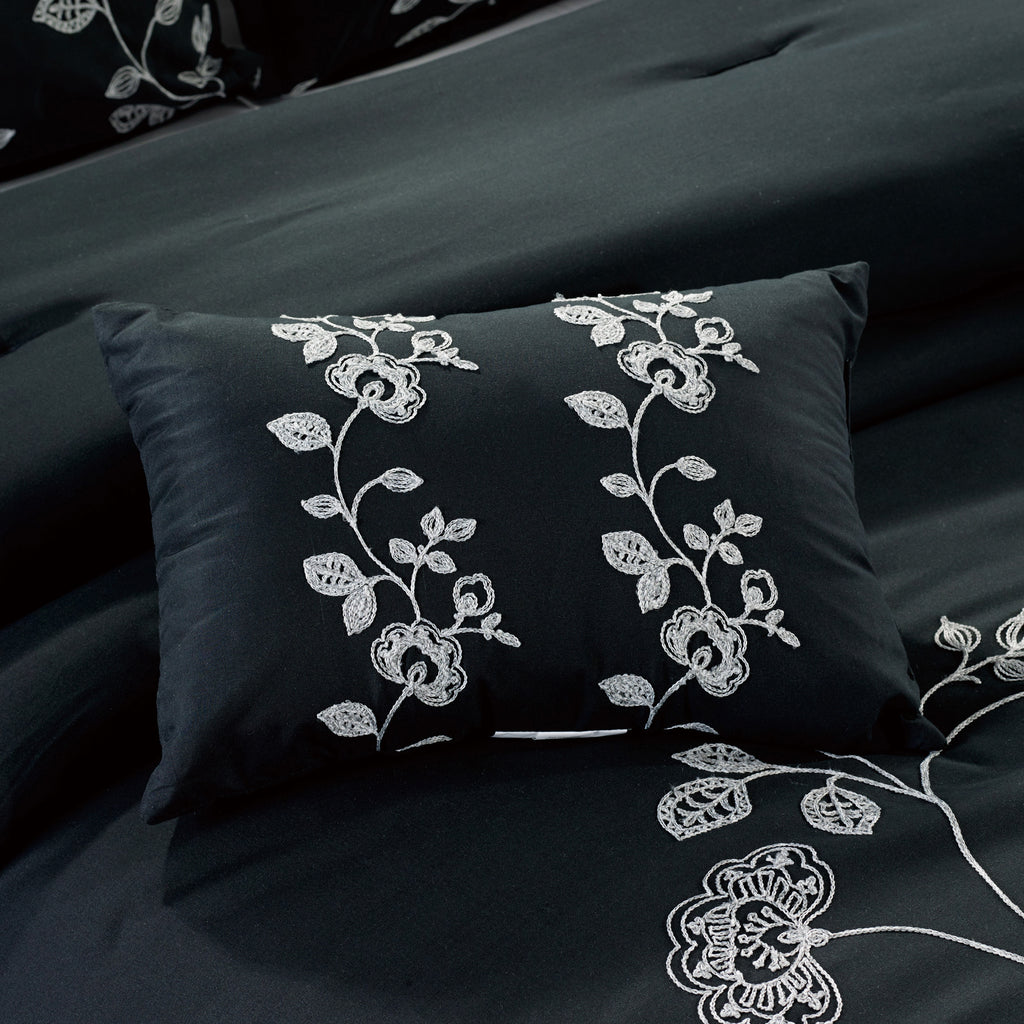 Alternate view of the 7-Piece Elegant Black and White Floral Embroidered Comforter Set