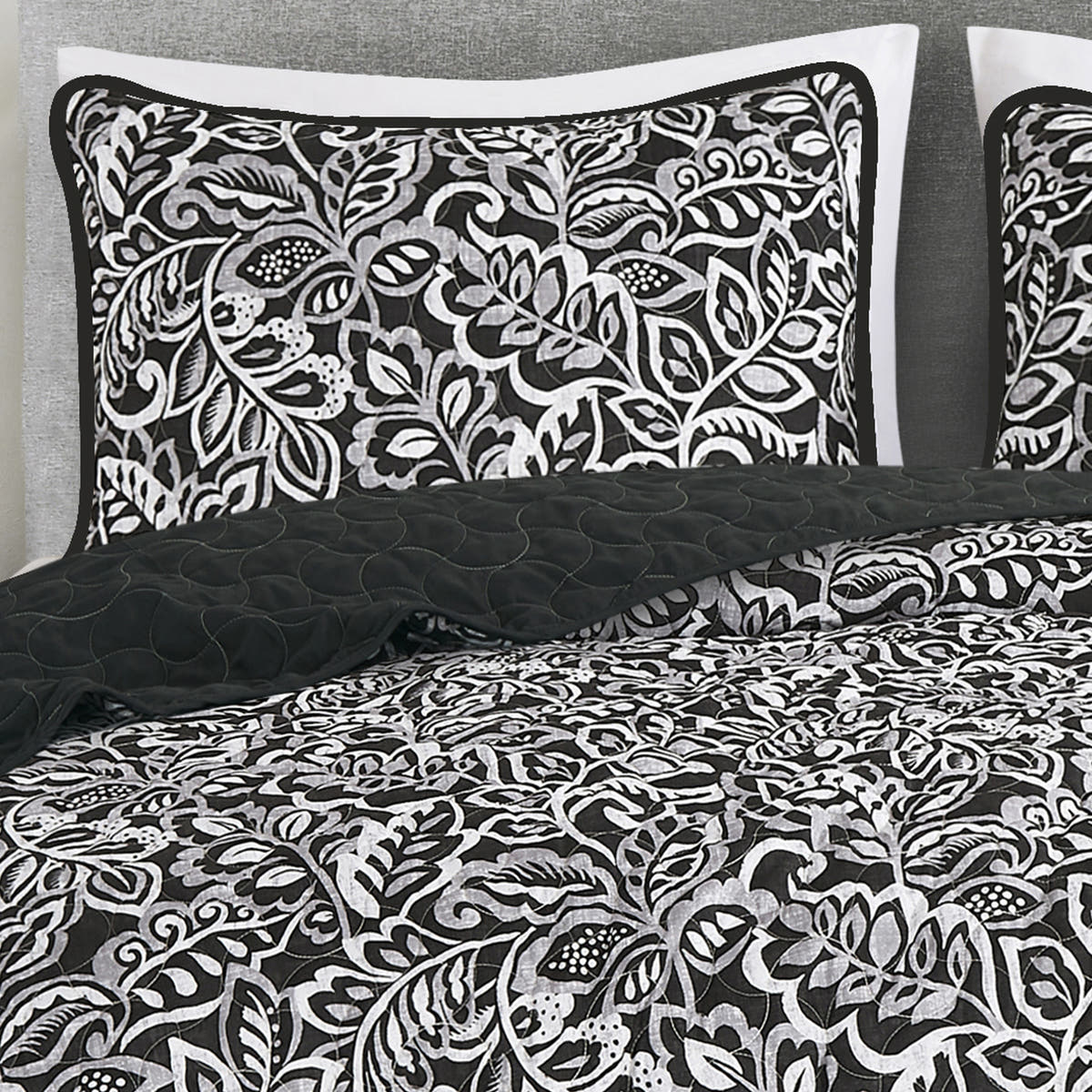 Black & White Botanical 3-Piece Bedspread Set - alternate product view 3