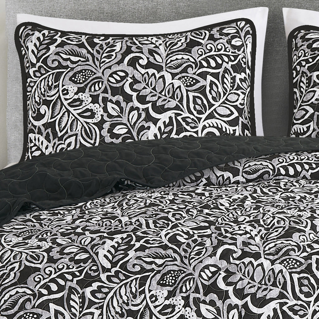 Black & White Botanical 3-Piece Bedspread Set - alternate product view 3
