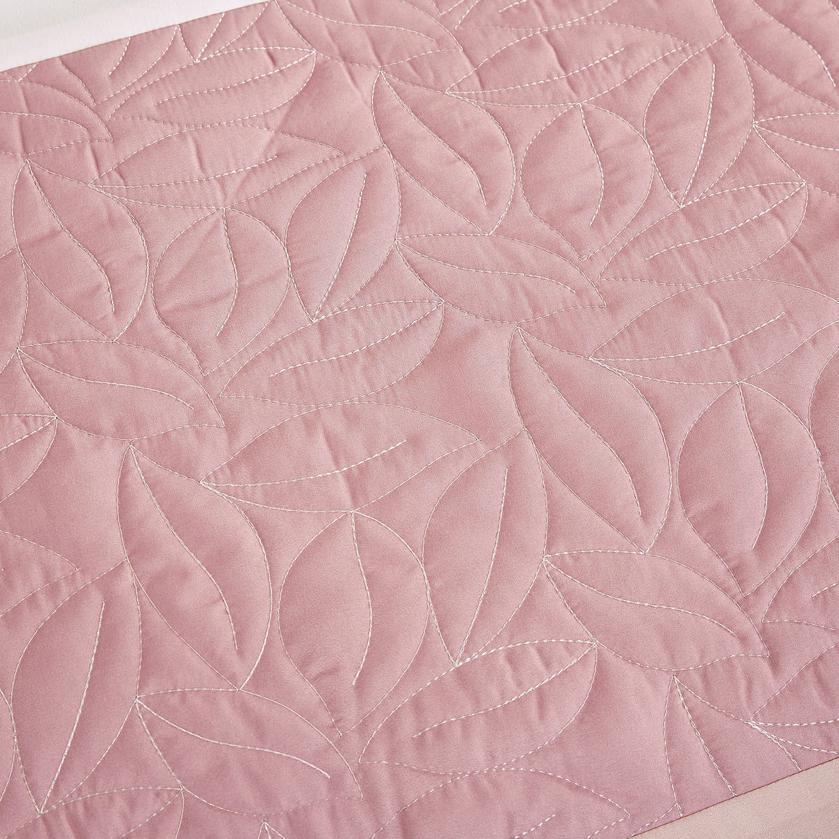 Blush Geometric 6-Piece Comforter Set