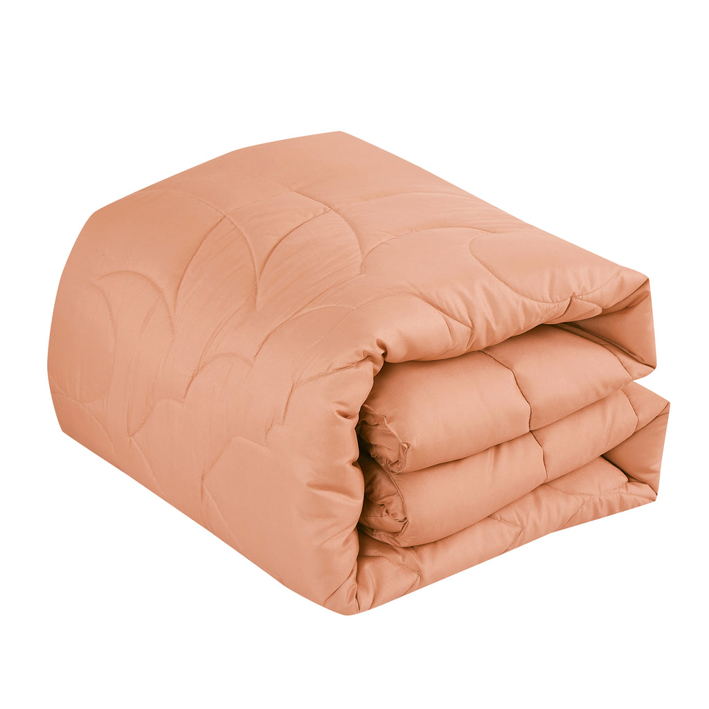 Coral Quilted 9-Piece Comforter & Sheet Set - comforter detail