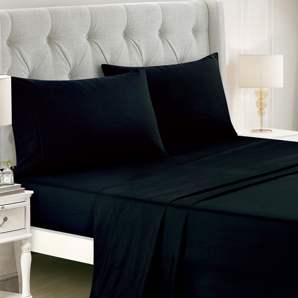 Alternate view of the Reversible-Look Dark Green and Black 7-Piece Comforter and Sheet Set