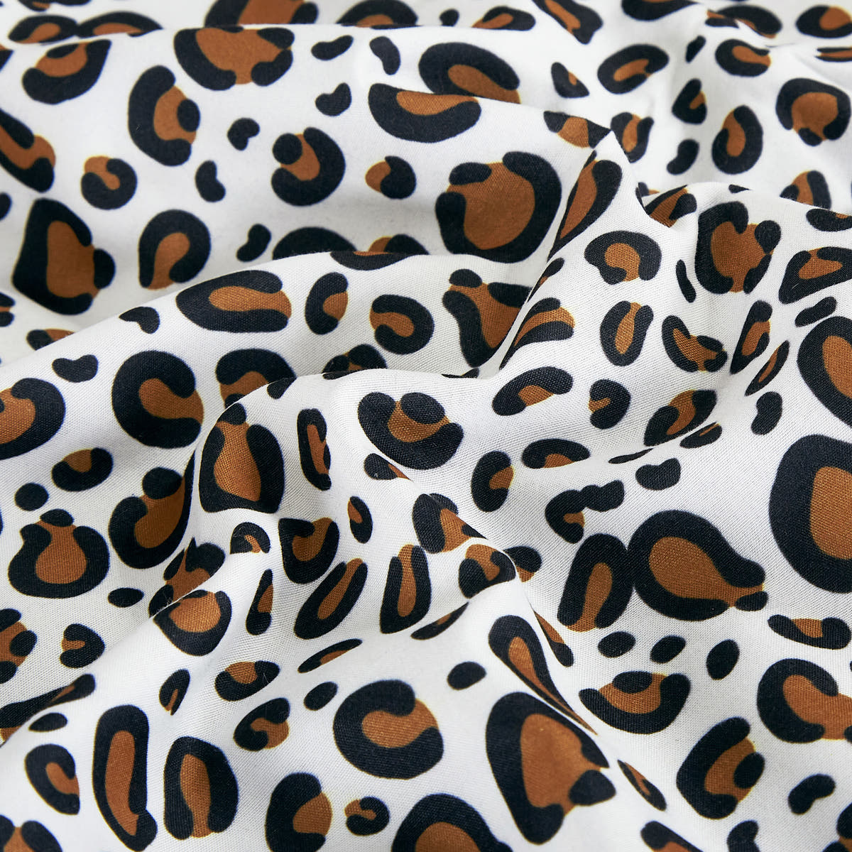 Black Animal Print 6-Piece Comforter Set detail 2
