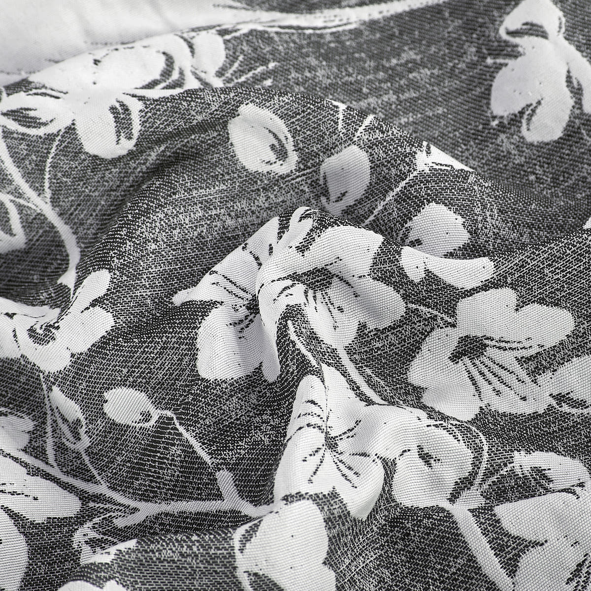 Black & White Floral 5-Piece Comforter Set detail 2