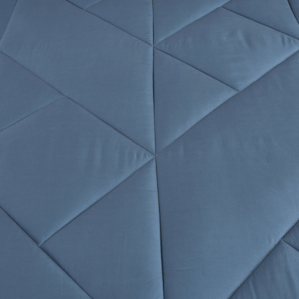 Blue Geometric Quilted 9-Piece Comforter & Sheet Set - alternate product view 5