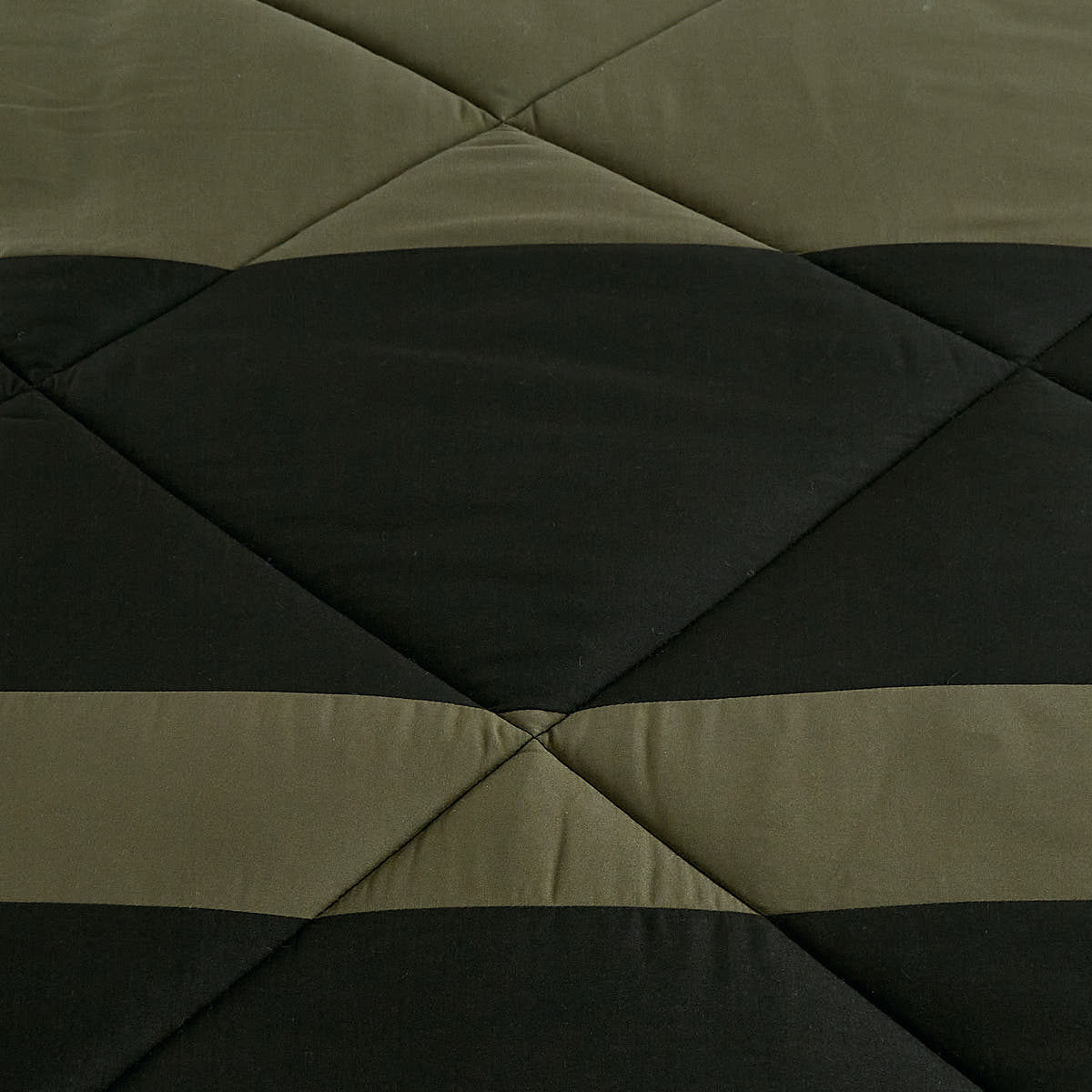 Olive Green Color Block 9-Piece Comforter & Sheet Set - alternate product view 5