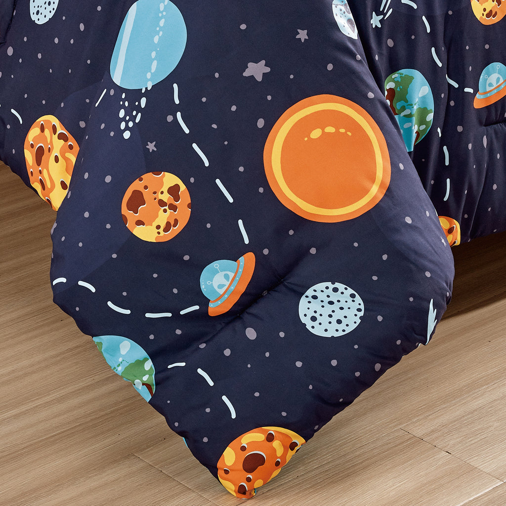Navy Planet Print comforter set - additional product view